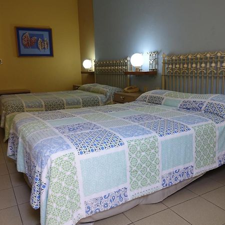 קולימה Hotel America מראה חיצוני תמונה